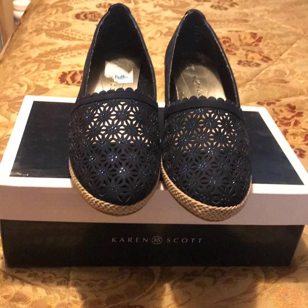 Karen Scott 7.5 Tasha’s Navy